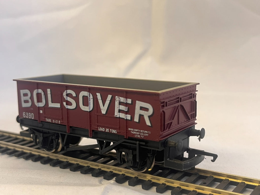 Hornby Railways Bolsover Steel-Sided Mineral Wagon