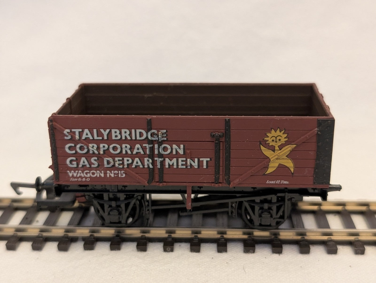 Airfix 7 Plank Wagon Open Wagon 15 Stalybridge Corporation Gas Department