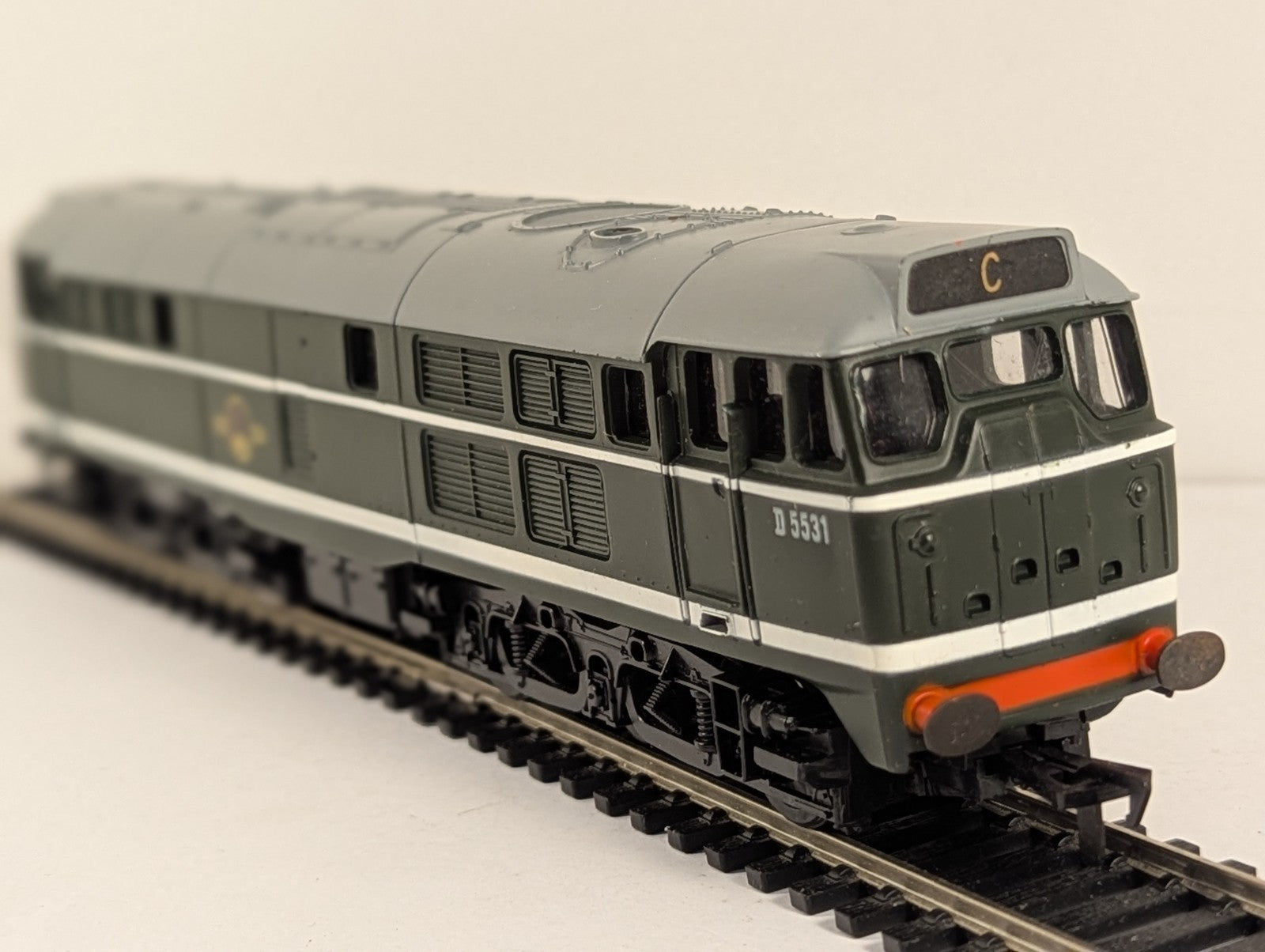 Airfix 54101-9 OO Gauge Class 31 D5531 BR Green - Boxed