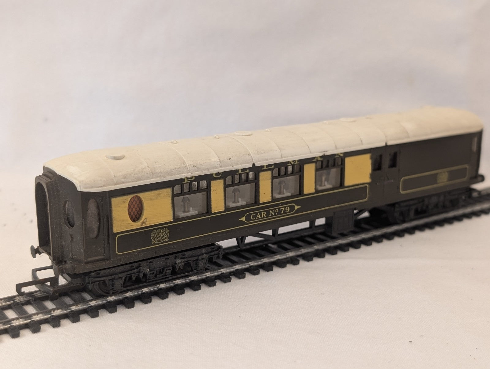 Tri-ang Hornby OO Gauge Pullman Brake 2nd “Car No. 79”