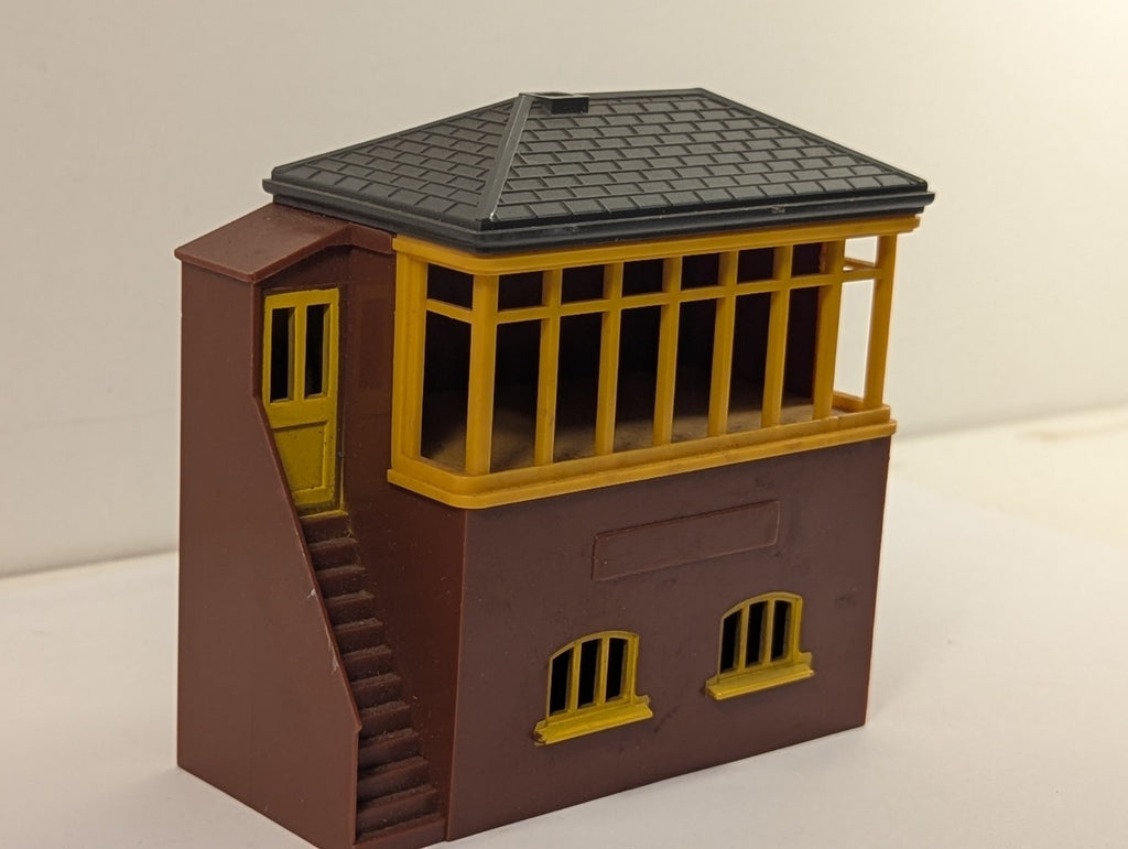 Tri-ang Railways OO Gauge R.61 Signal Box