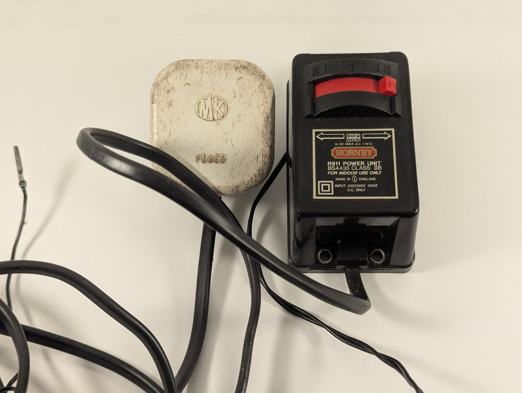 Hornby OO Gauge R911 Power Unit