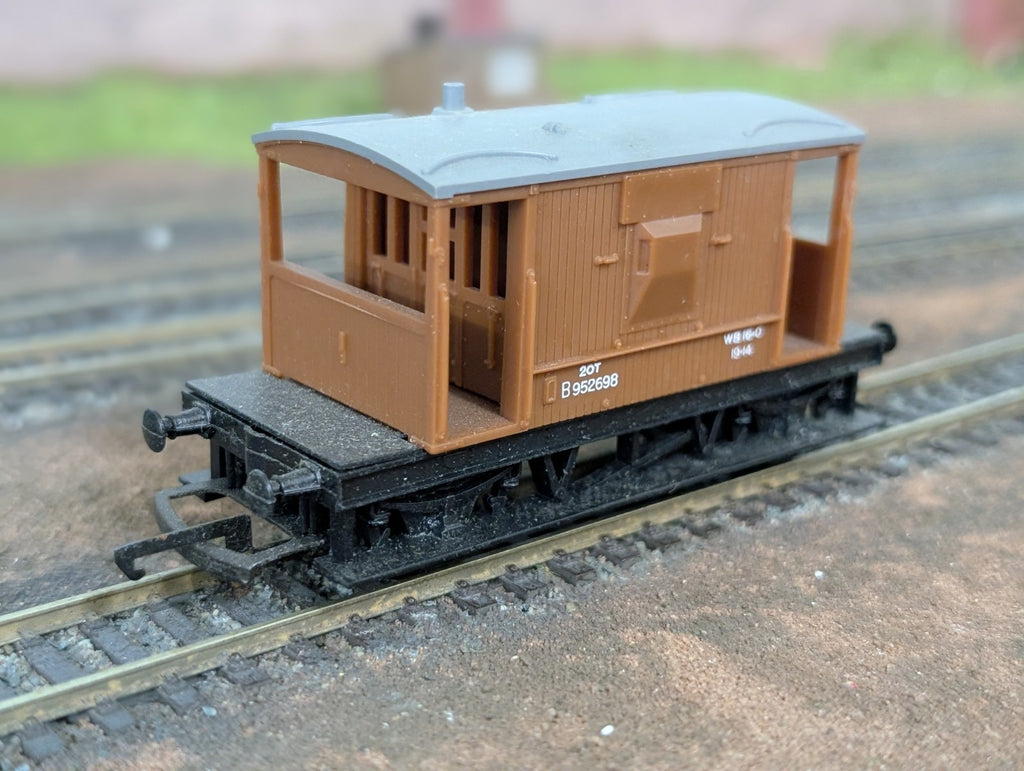 Hornby R218 20T Brake Van BR Bauxite B952698 OO Gauge