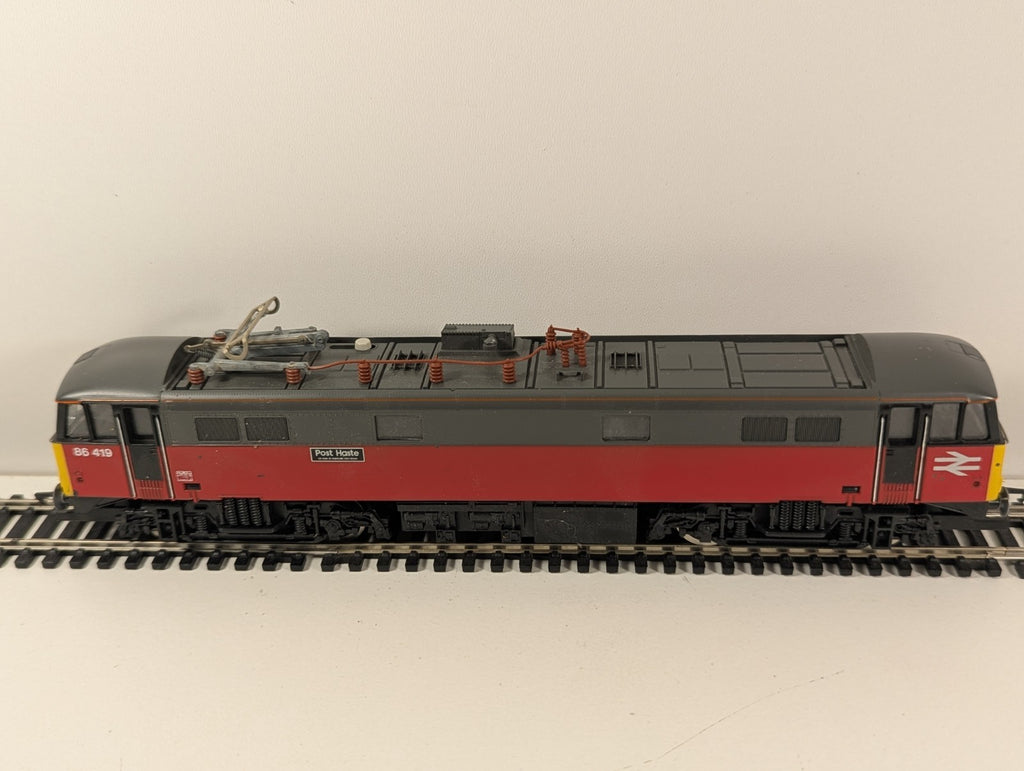 Hornby OO Gauge British Rail Class 86 Electric Locomotive 86419