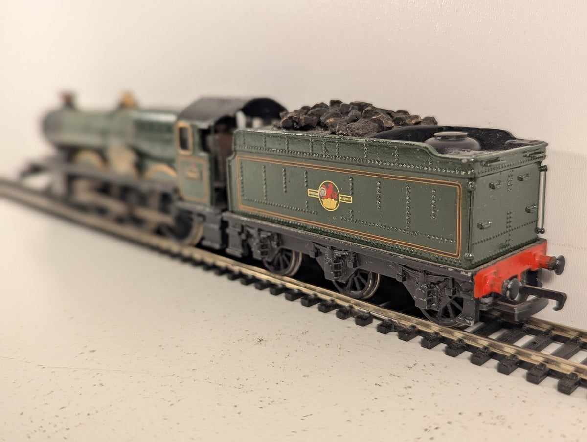 Tri-ang Wrenn OO Gauge Castle Class 4-6-0 'Great Western' Steam Locomotive 7007