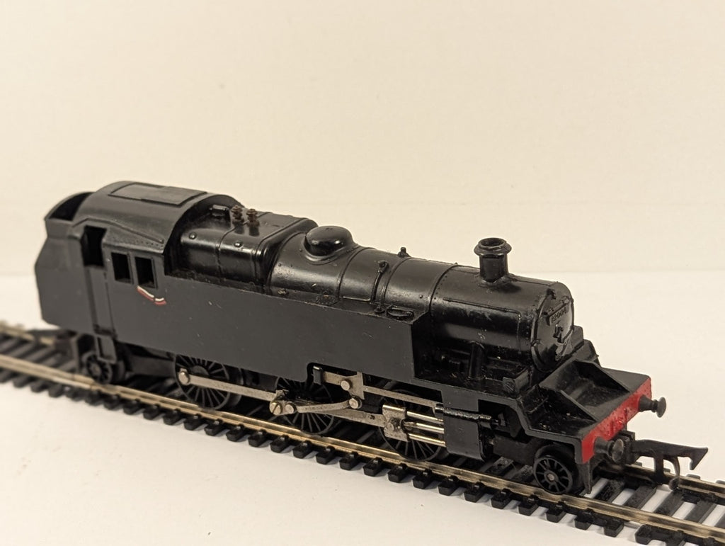 Tri-ang R59 BR Class 3MT 2-6-2T Tank Locomotive No.82004  - Needs Attention
