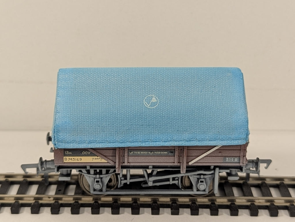 Bachmann OO Gauge China Clay Wagon with Hood Goods Wagon B743169