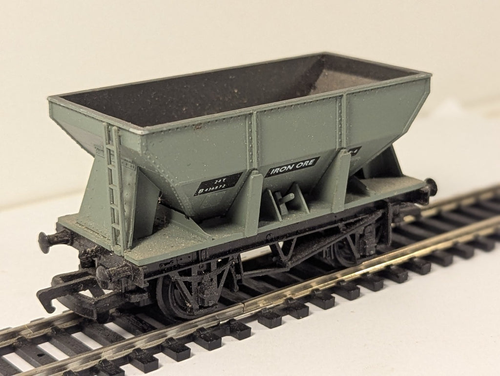 Replica Railways 13411 OO Gauge 24 Ton Iron Ore Hopper BR Grey