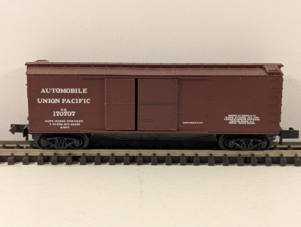 Micro-Trains N Gauge Union Pacific 40ft Standard Single Door Boxcar - Boxed