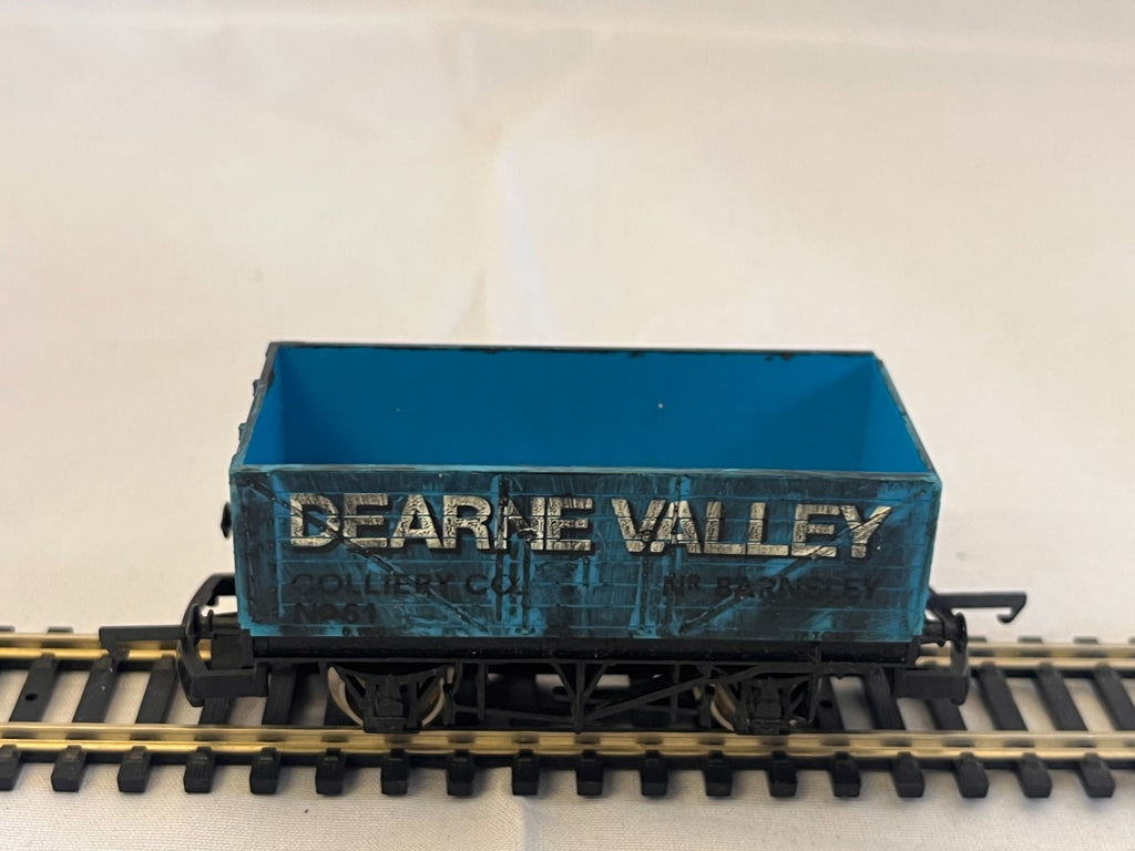 Lima OO Gauge Dearne Valley 7 Plank Wagon Weathered