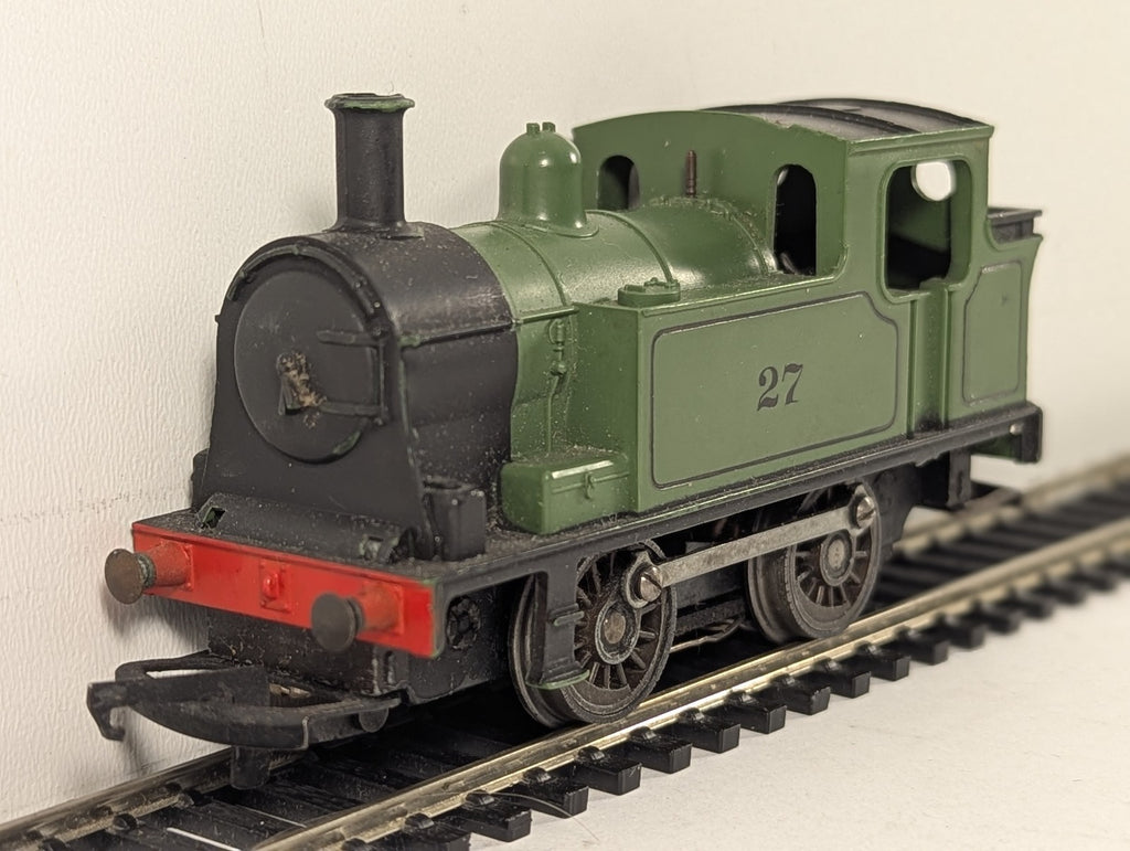 Tri-ang OO Gauge 0-4-0 Tank Steam Locomotive 27 Green R355 - Spares