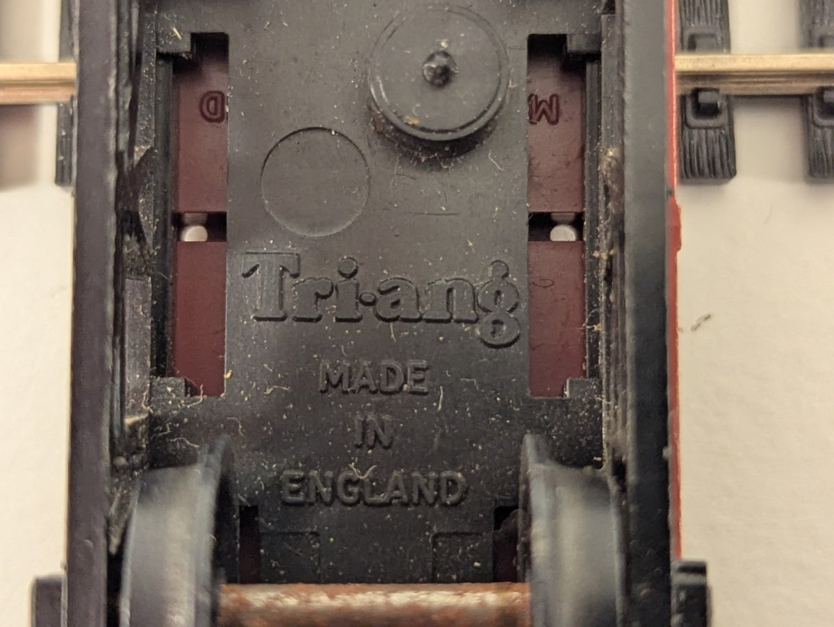 Tri-ang Railways OO Gauge BR Bolster Wagon B913011