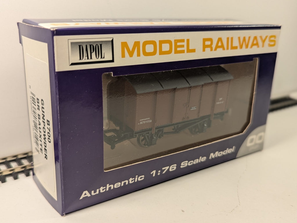Dapol B700 OO BR Gunpowder Van M701058