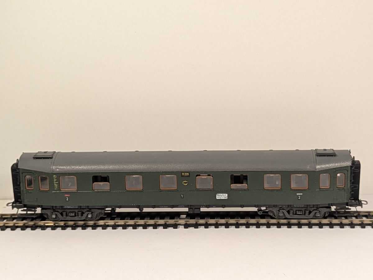 Roco 4291 HO Gauge DB Passenger Coach