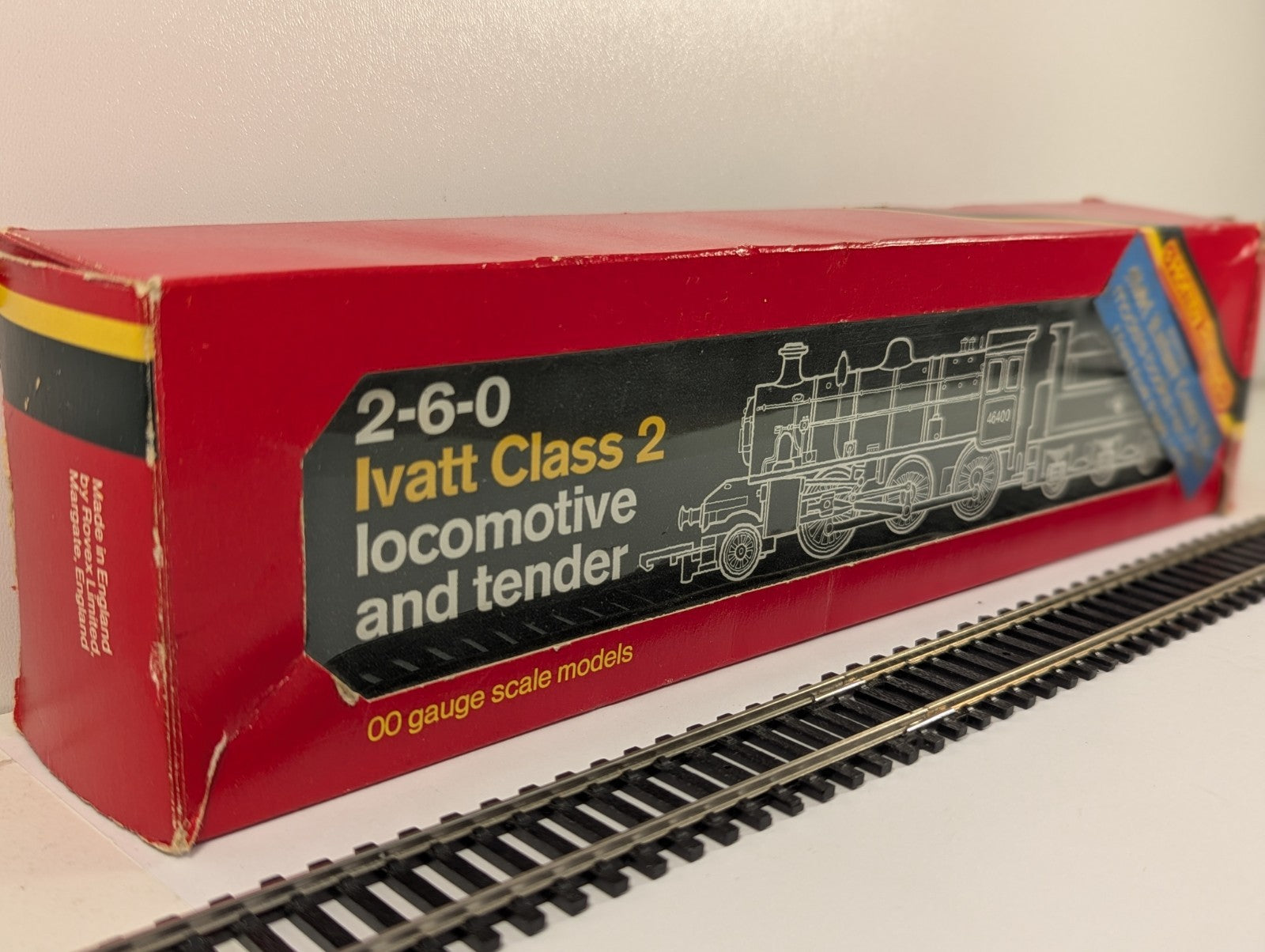 Hornby R857 Ivatt Class 2MT 2-6-0 Steam Locomotive Black OO Gauge Boxed