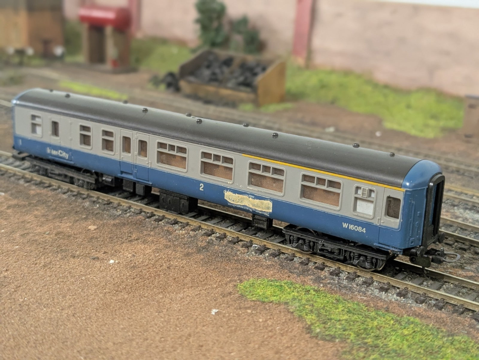 Lima HO Gauge British Rail Open Coach Blue & Grey Inter-City