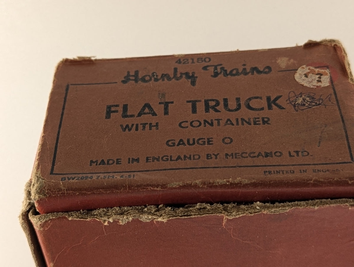 Hornby O Gauge Flat Truck with Container Goods Wagon 219493