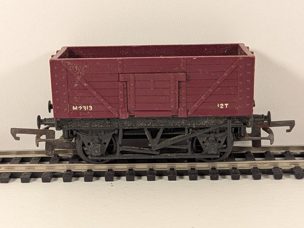 Tri-ang Hornby R112 12T Goods Wagon – Needs a Clean