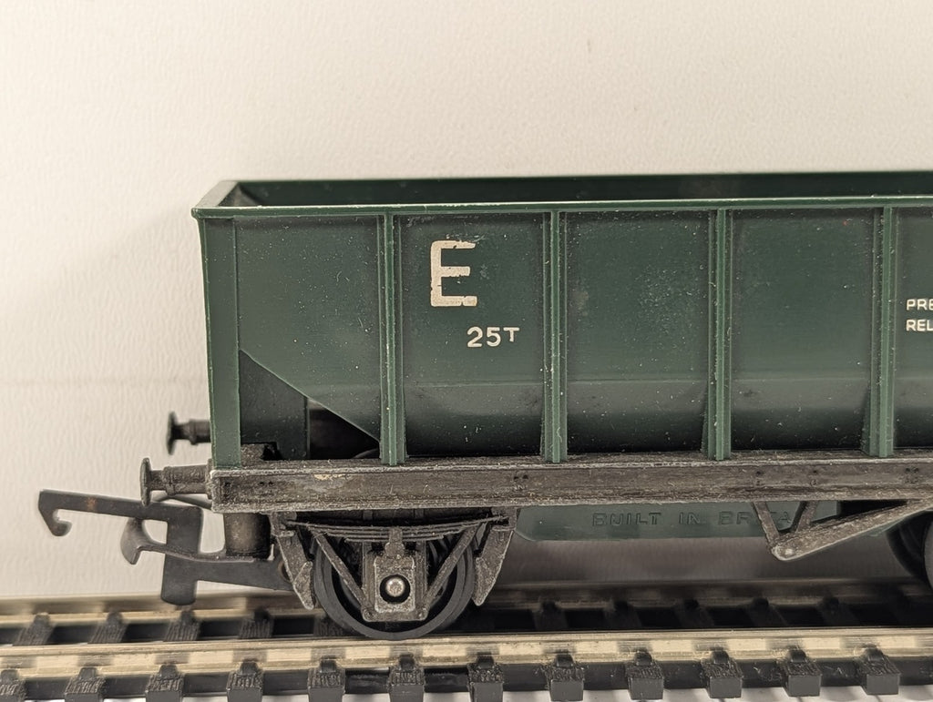 Tri-ang OO Gauge 25 Ton Ore Hopper Wagon Goods Wagon BR Departmental Green R214