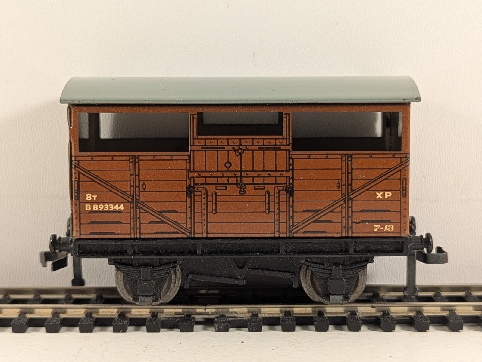 Hornby Dublo 32020 OO Gauge BR Brown D1 Cattle Truck - Boxed