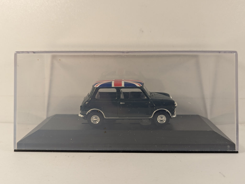 Vanguards 1:43 Austin Mini Die-cast Model Car RCK 399A British Racing Green