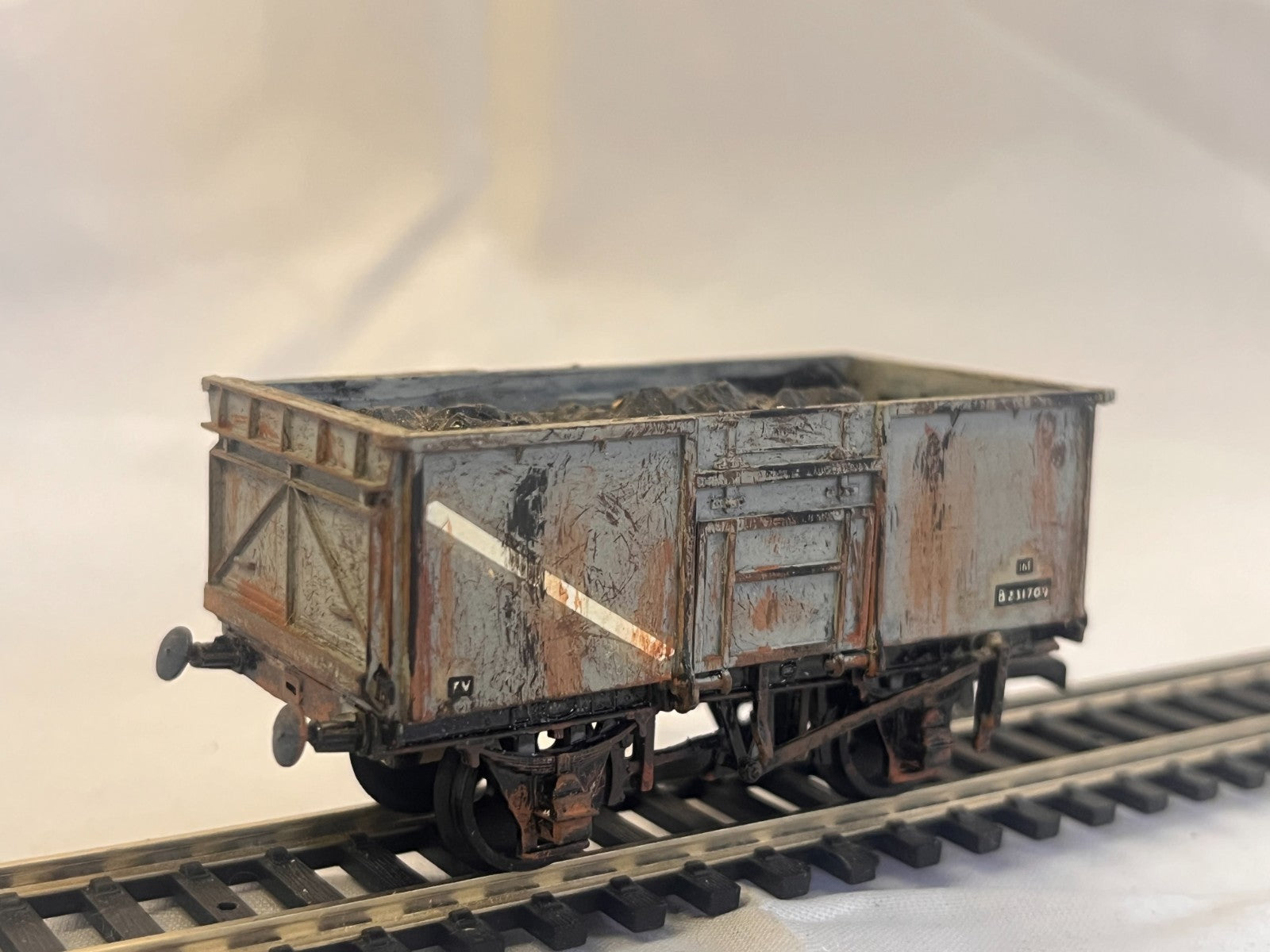 Kitmaster OO Gauge 16 Ton Steel Mineral Wagon