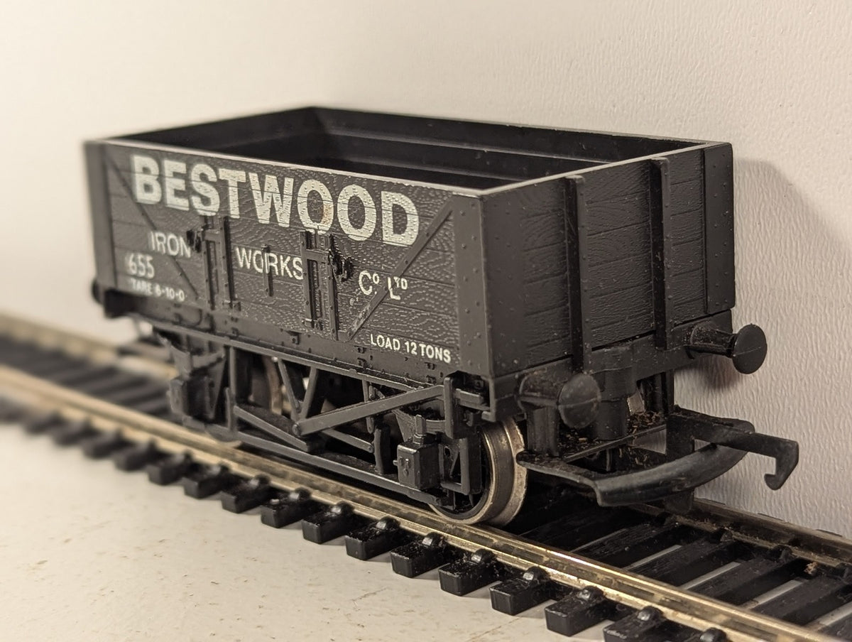 Hornby OO Gauge 7 Plank Wagon 'Bestwood Iron Works' Goods Wagon 655 Black R010