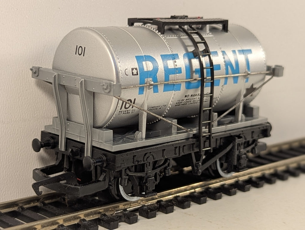 Hornby OO Gauge Regent Tank Wagon Goods Wagon 101 R.025
