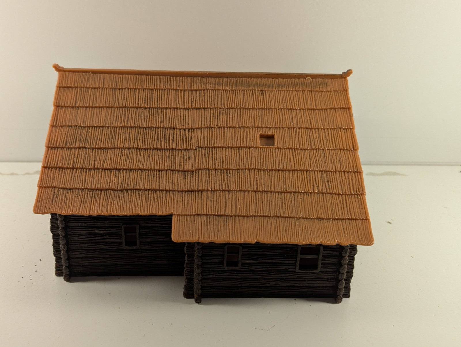 1:72 Scale Russian Izba Log House