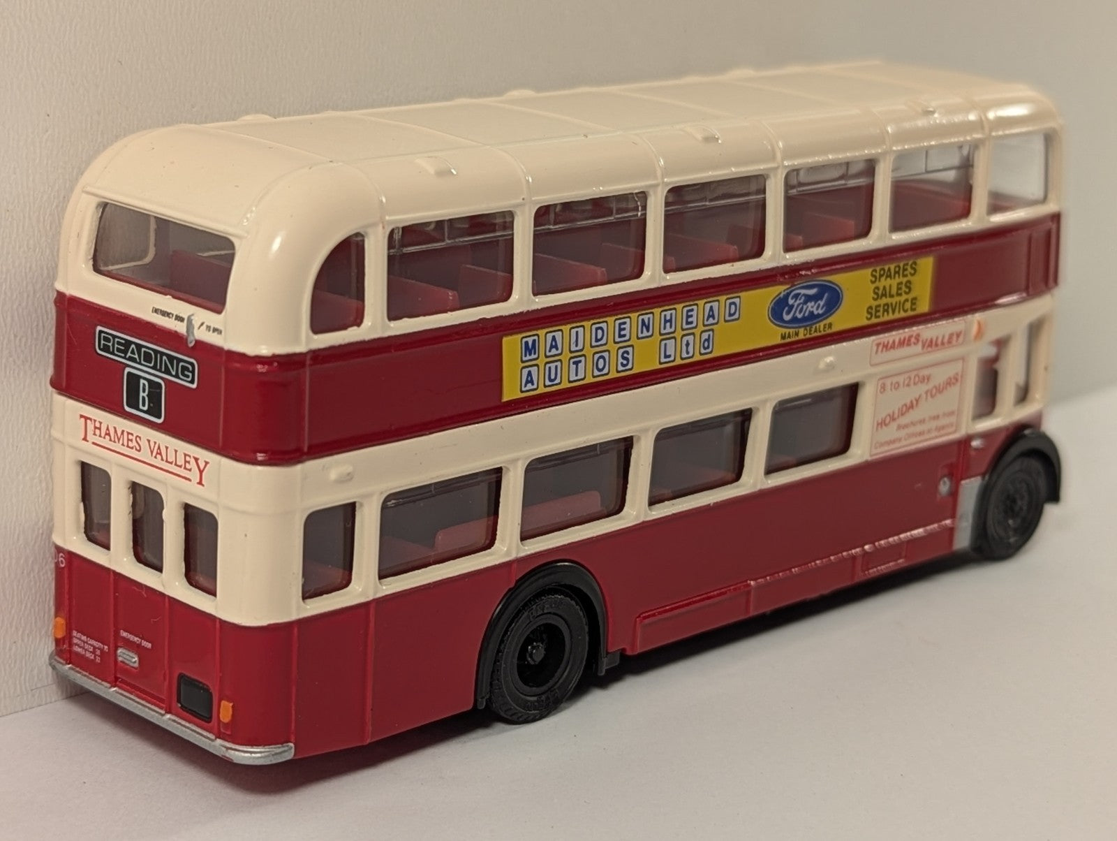EFE 14007 Bristol Lodekka – Thames Valley – Reading – 1:76 Scale