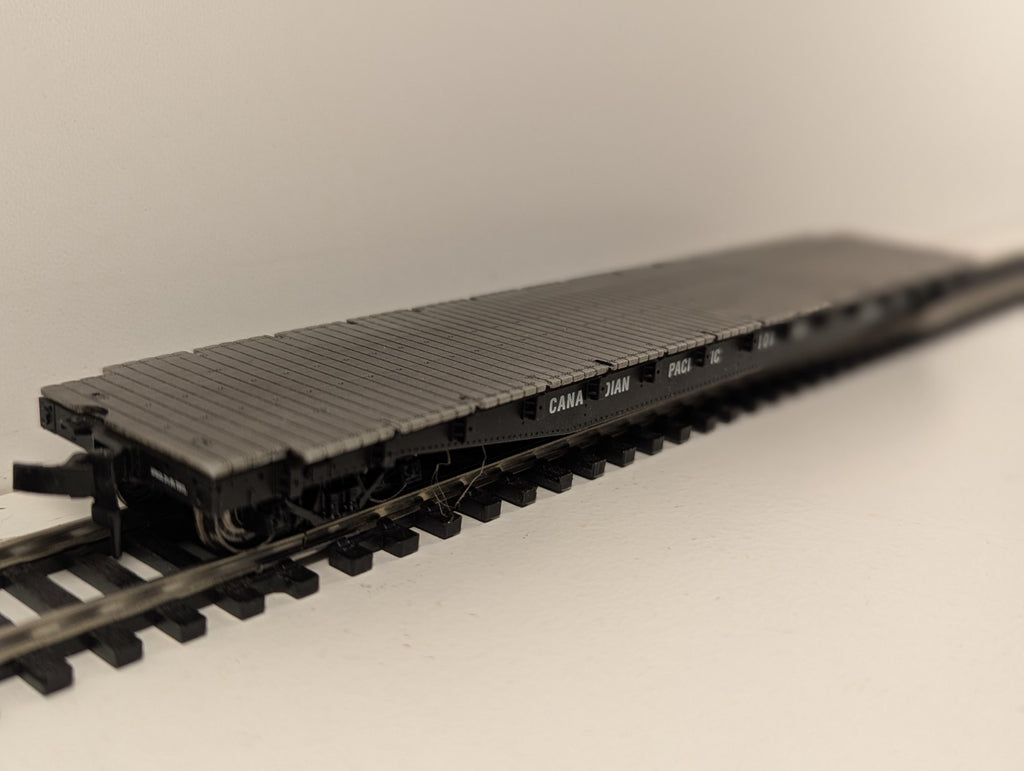 Bachmann HO Gauge Canadian Pacific Bulkhead Flatcar