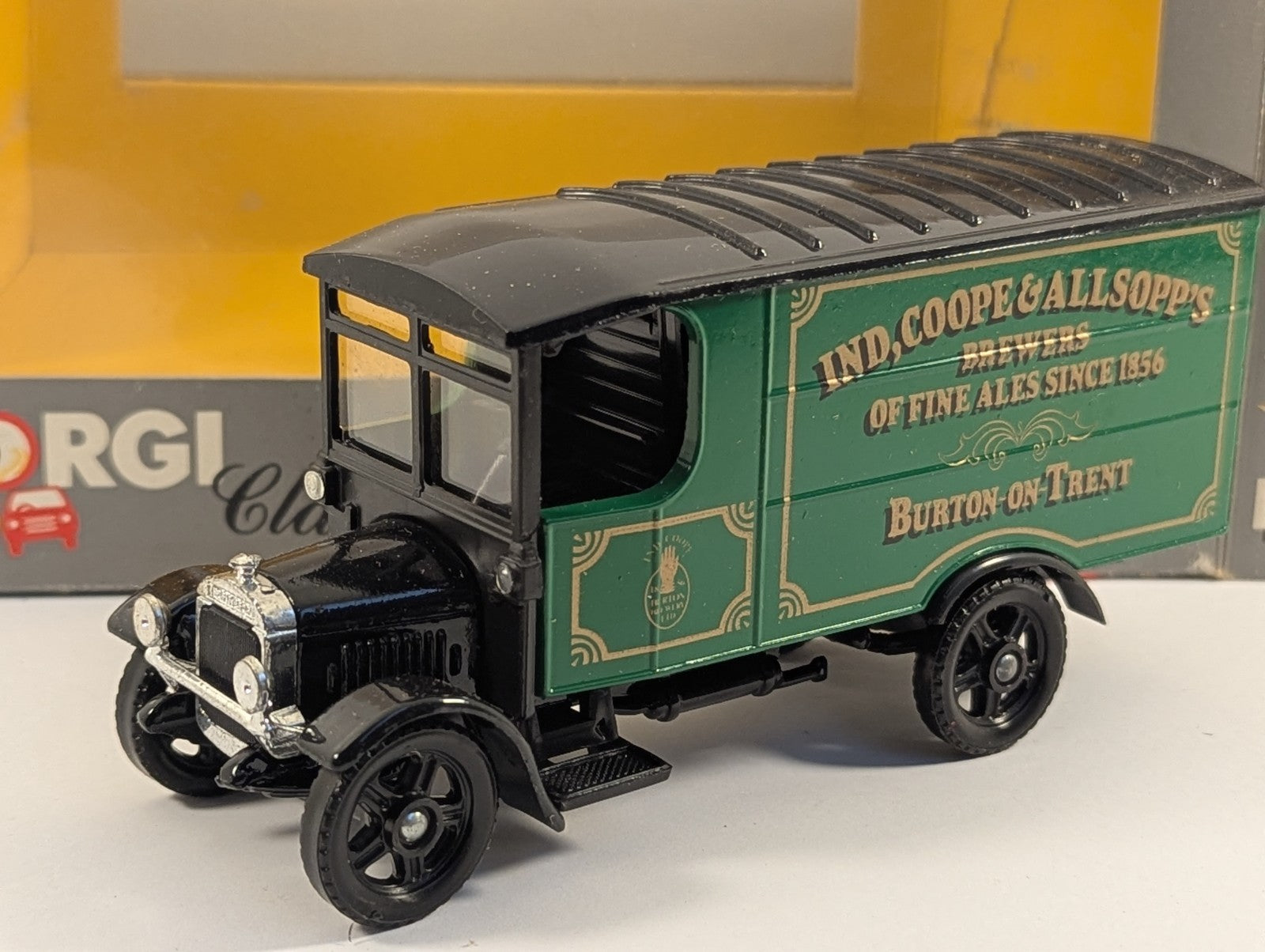 Corgi Classics C846 Thornycroft Van Ind Coope