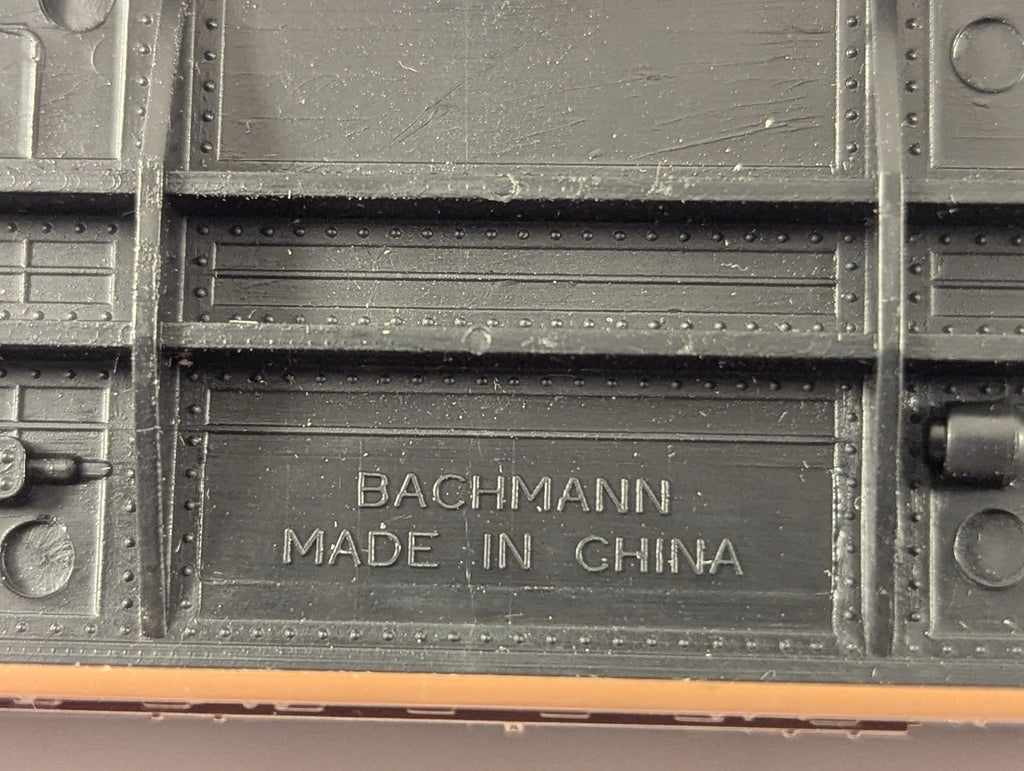 Bachmann HO Gauge 50ft Cushion Underframe Boxcar WM 36003 Western Maryland