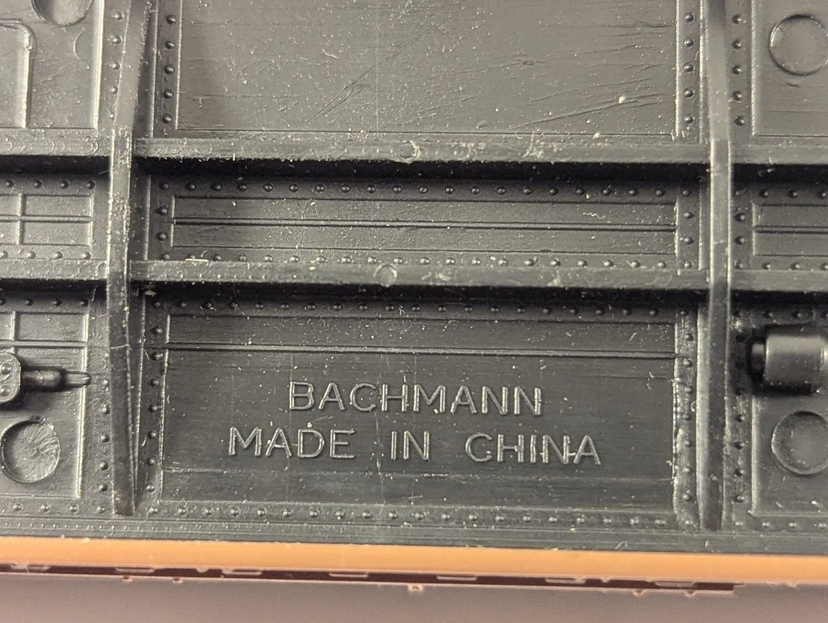 Bachmann HO Gauge 50ft Cushion Underframe Boxcar WM 36003 Western Maryland