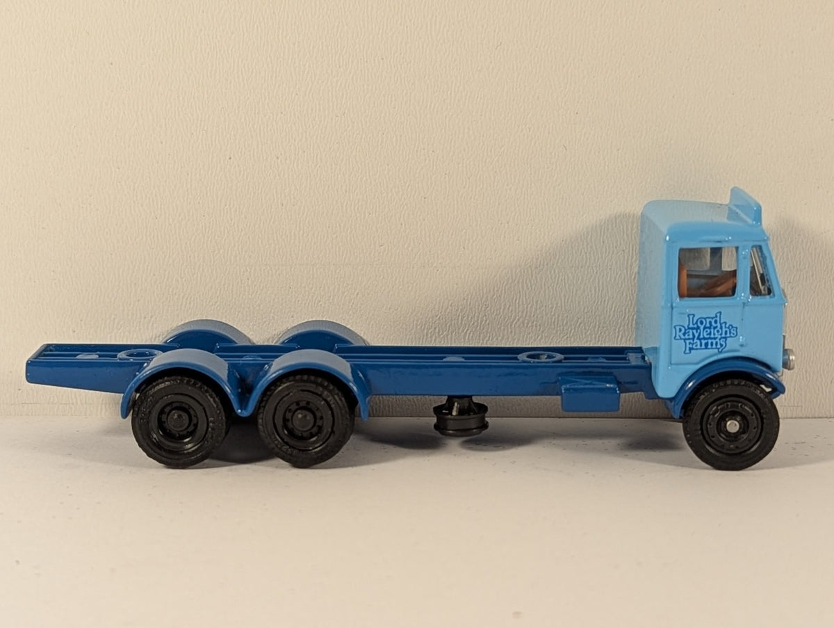 Exclusive First Editions (EFE) AEC Mammoth Major 6-Wheel Rigid Chassis – 1:76