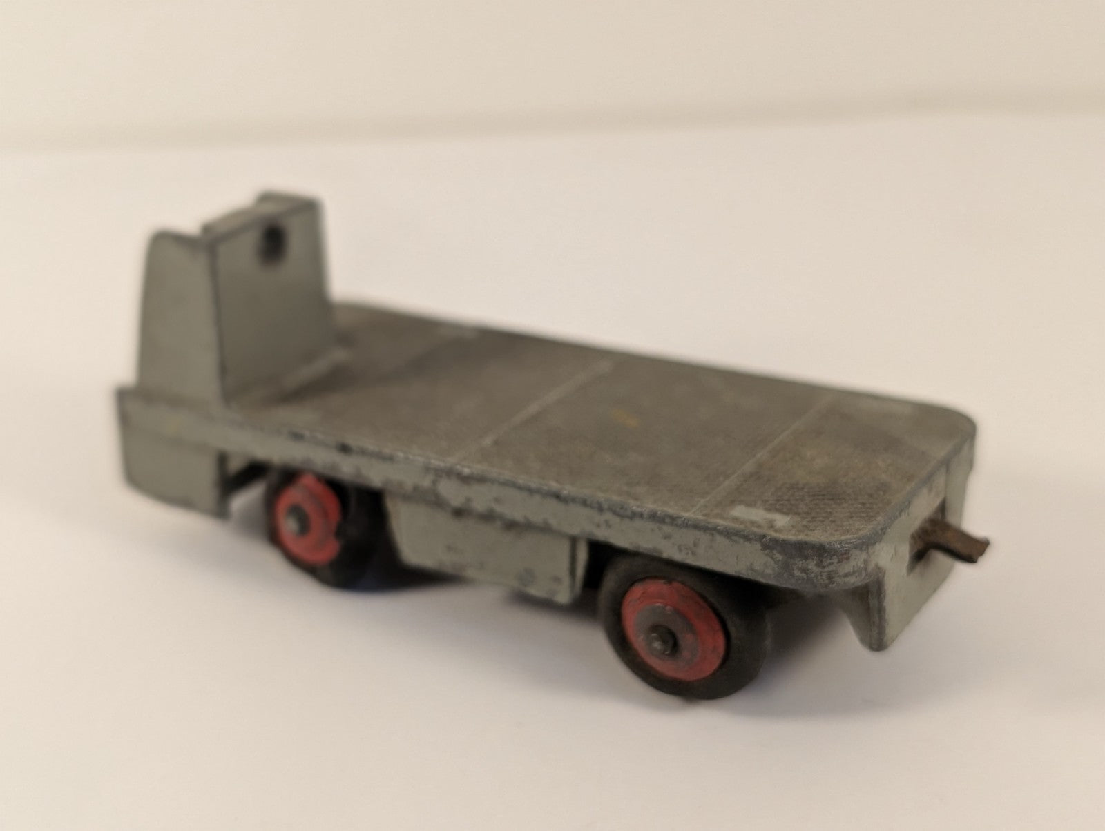 Dinky Toys 14a B.E.V Electric Truck - Damaged Wheels