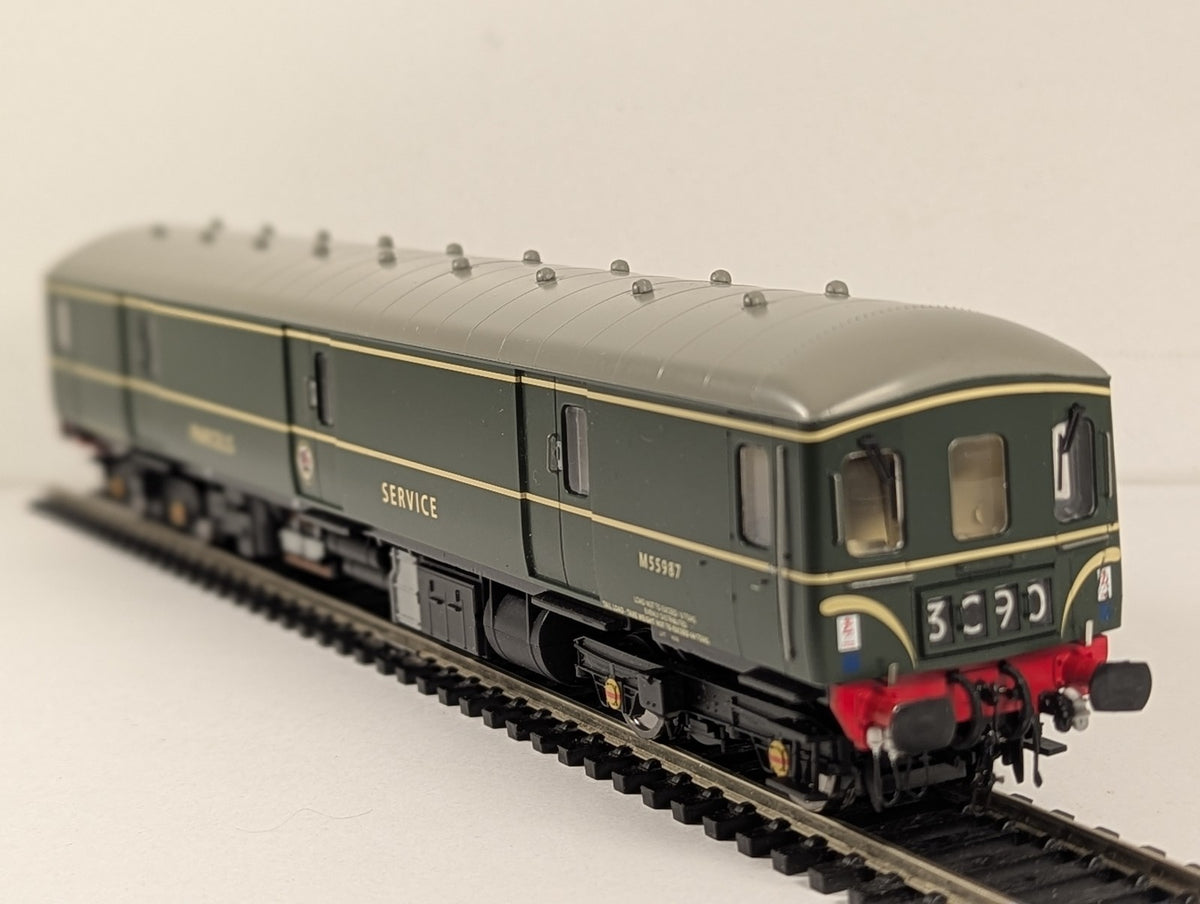 Heljan OO Gauge Class 128 Parcels DMU Diesel Multiple Unit M55987 BR Green
