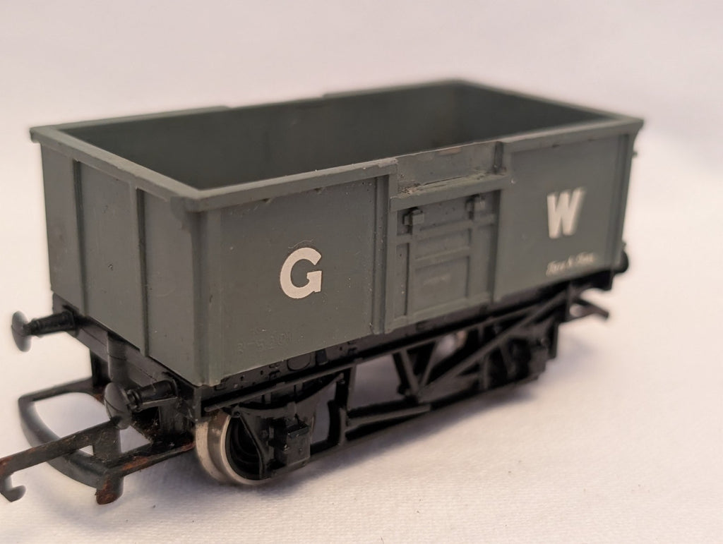 Hornby OO Gauge GWR 5 Plank Open Wagon Goods Wagon B75301 GWR Grey