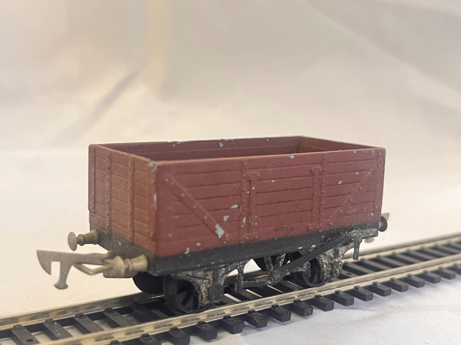 Graham Farish Open Goods Wagon Red Oxide