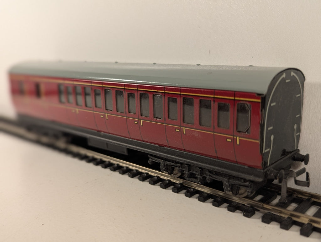 Hornby Dublo OO Gauge Tinplate BR Maroon Suburban Brake Coach