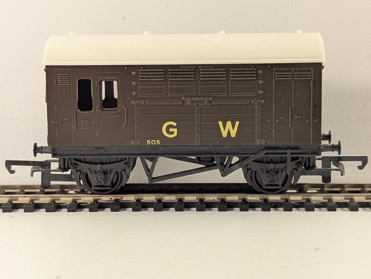 Hornby  R.123 GWR Horse Box Goods Wagon 505 GWR Brown
