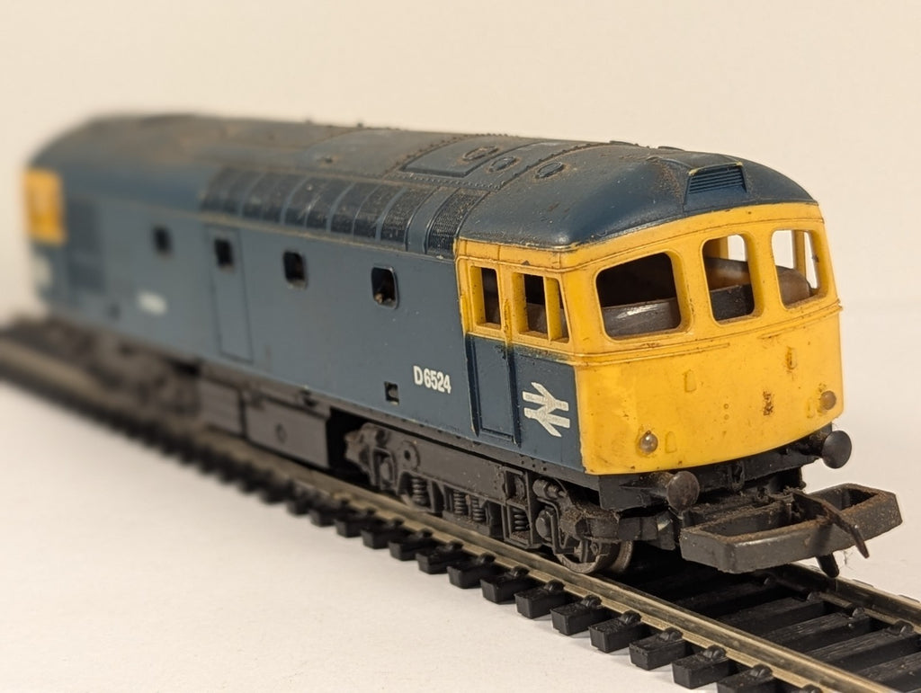 Lima 205114 HO Gauge BR Blue Class 33 Diesel – Missing Buffer