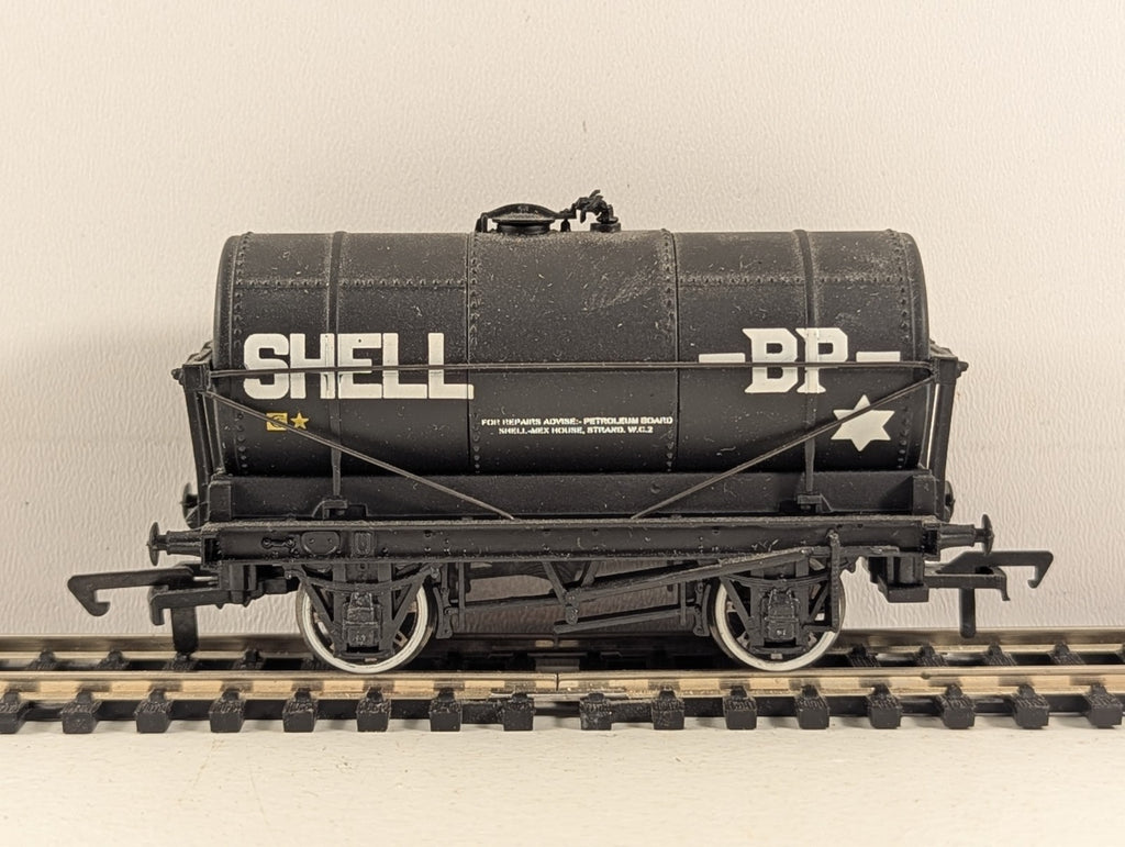 Bachmann Branchline OO Gauge Shell 14 Ton Tank Wagon - Wrong Box