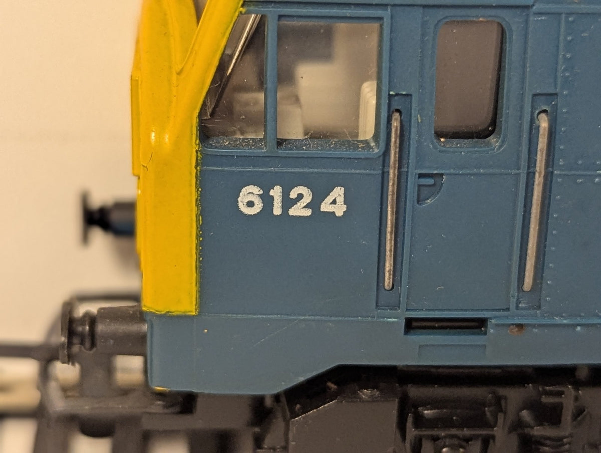 Hornby OO Gauge Class 29 Locomotive 6124 BR Blue R084