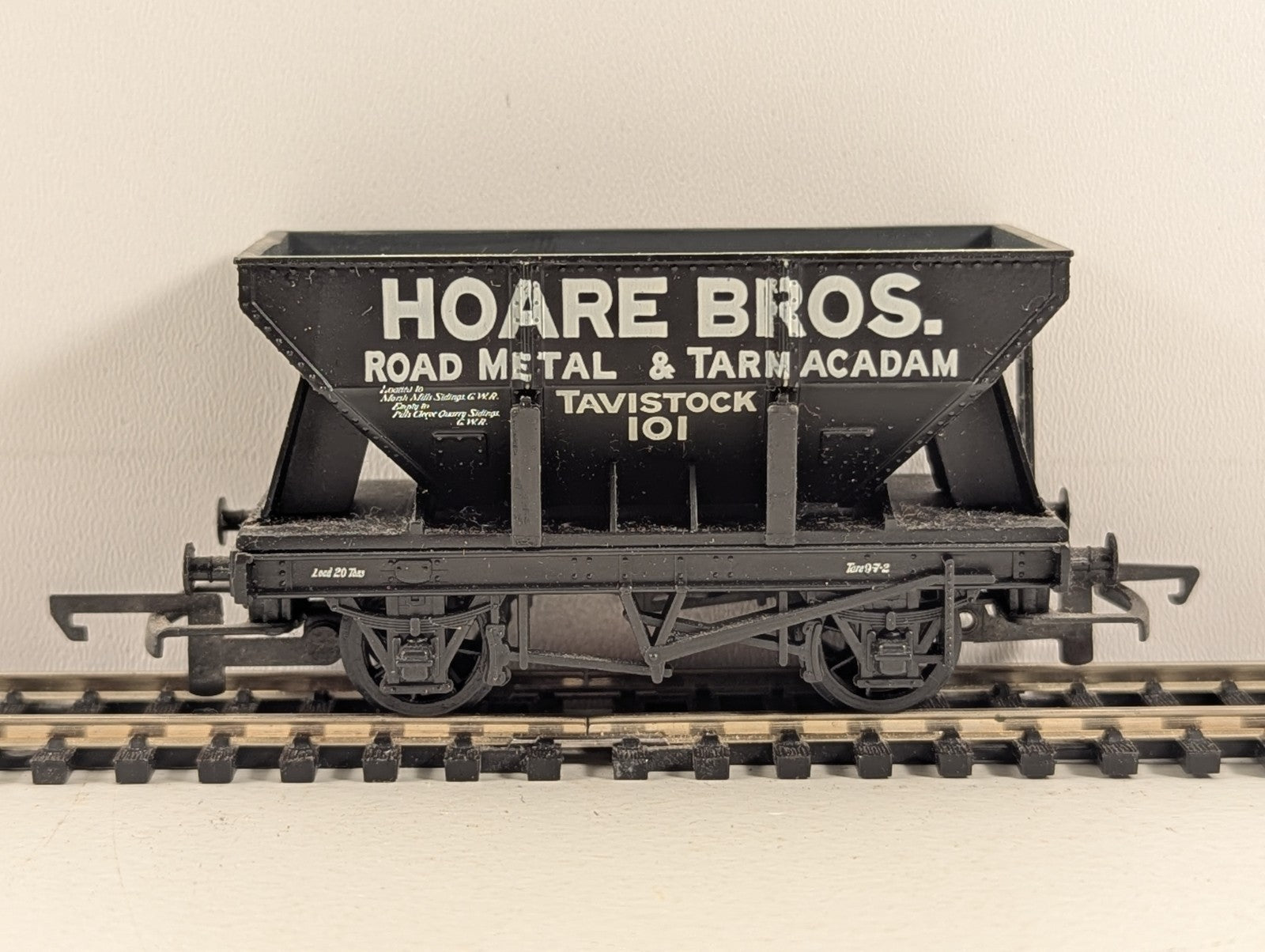 Mainline Railways 37407 OO Gauge Hoare Bros Hopper Wagon - Boxed