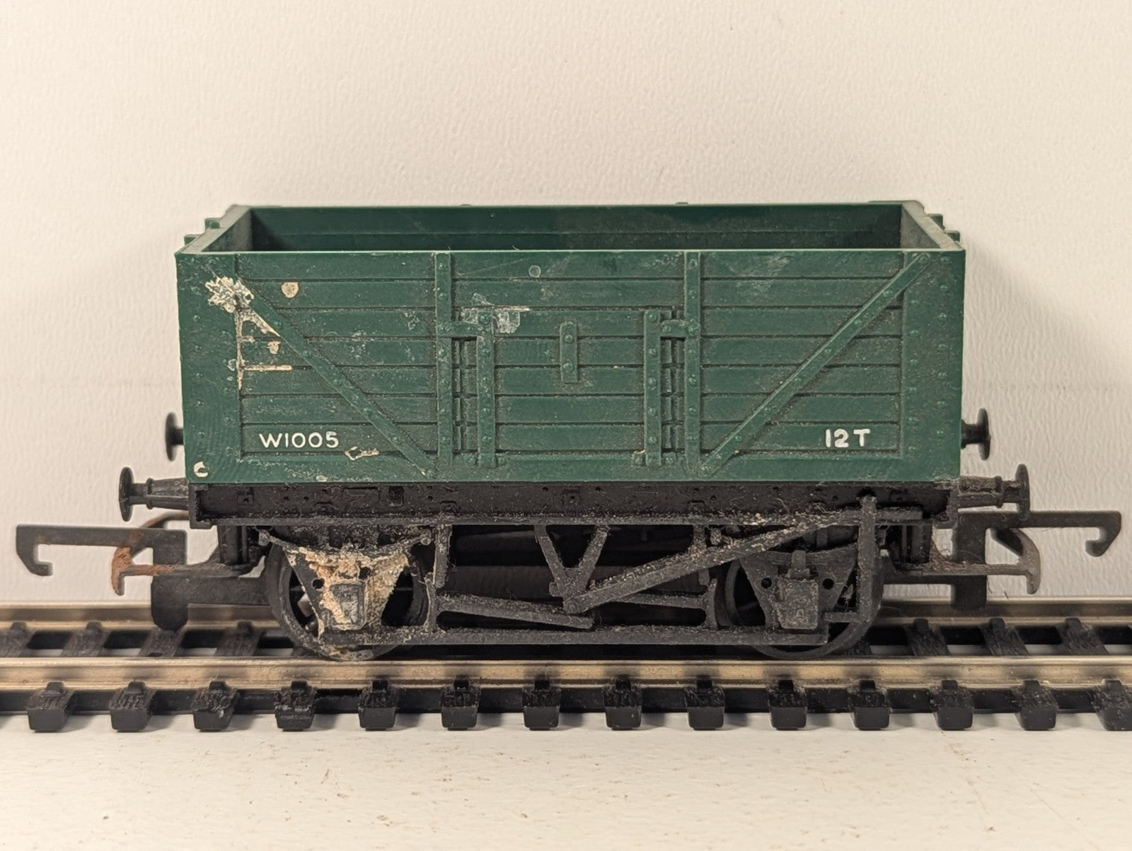 Tri-ang OO Gauge R10 BR 12-Ton Open Wagon Green W1005