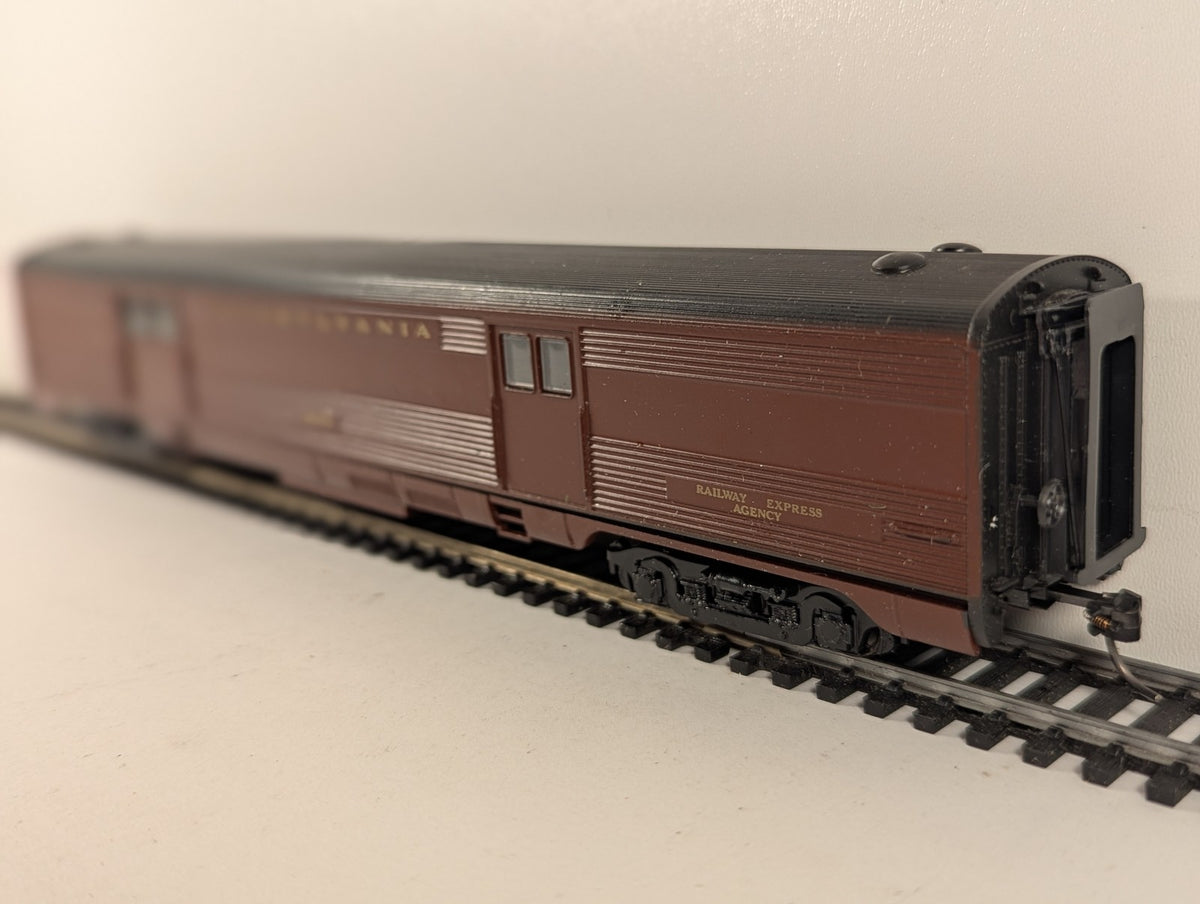 Athearn HO Scale Streamlined Baggage Car 4903 Pennsylvania Railroad 1782