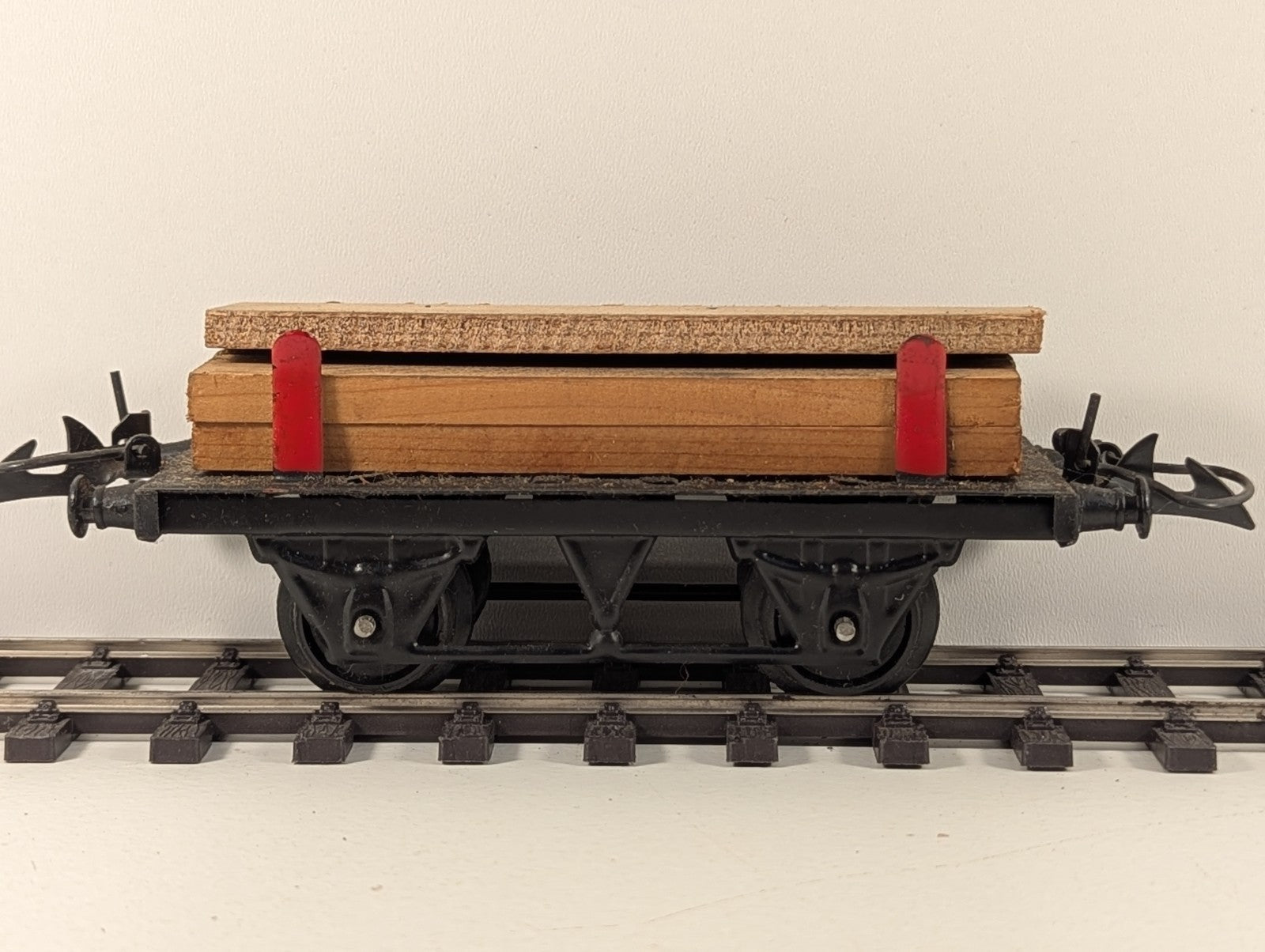 Hornby RC 24058A O Gauge No.1 Timber Wagon with Timber Load