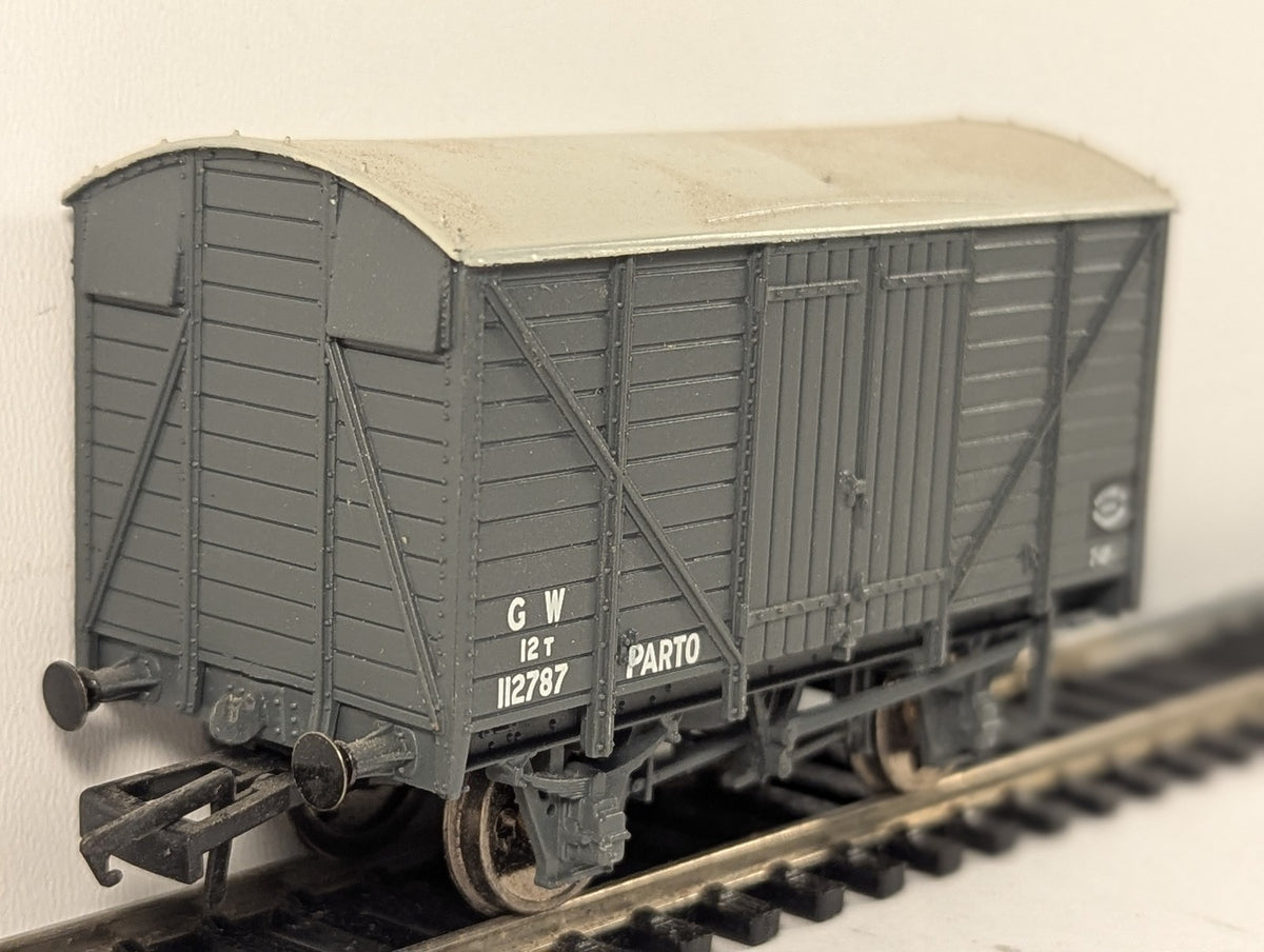 Bachmann OO Gauge GWR 12 Ton 'Mink A' Ventilated Van 'PARTO' Goods Wagon 112787