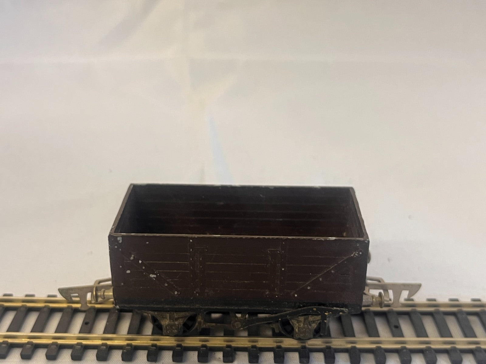 Graham Farish OO Gauge 7 Plank Open Wagon Black